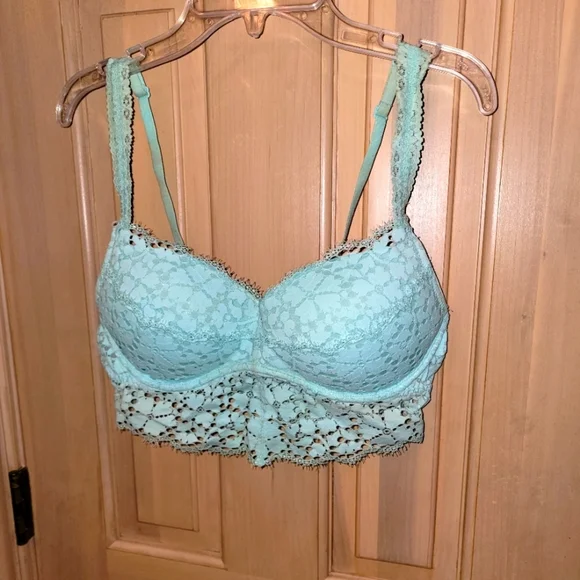 Victoria's Secret Pink Gorgeous Lace Padded Bra sz M Sea Foam Green. - Picture 2 of 6